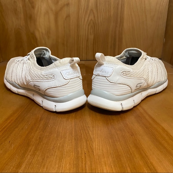 Womens 7.5 Skechers Gratis Sneakers TSS0078 - Picture 4 of 8